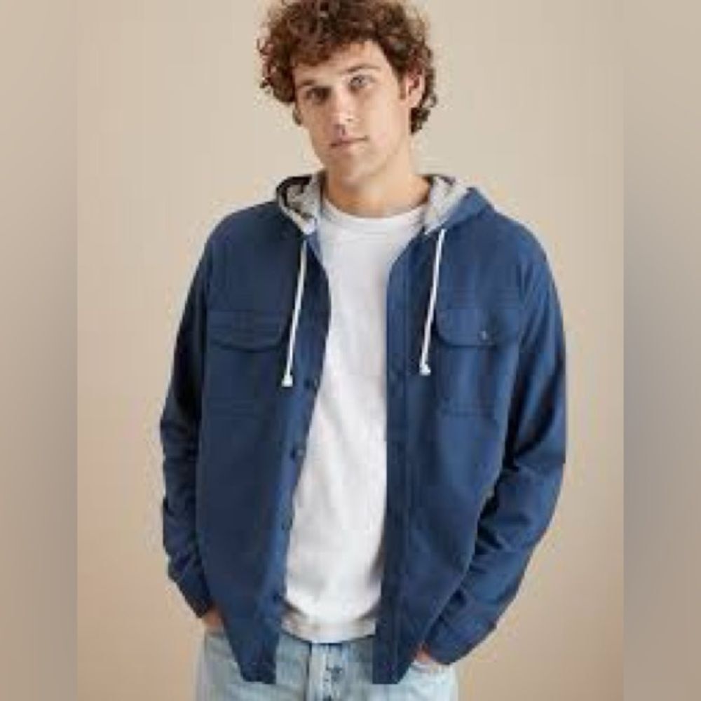 NWT AE American Eagle Super Soft Hooded Button-up Shirt‎ Men's Size SMALL Blue